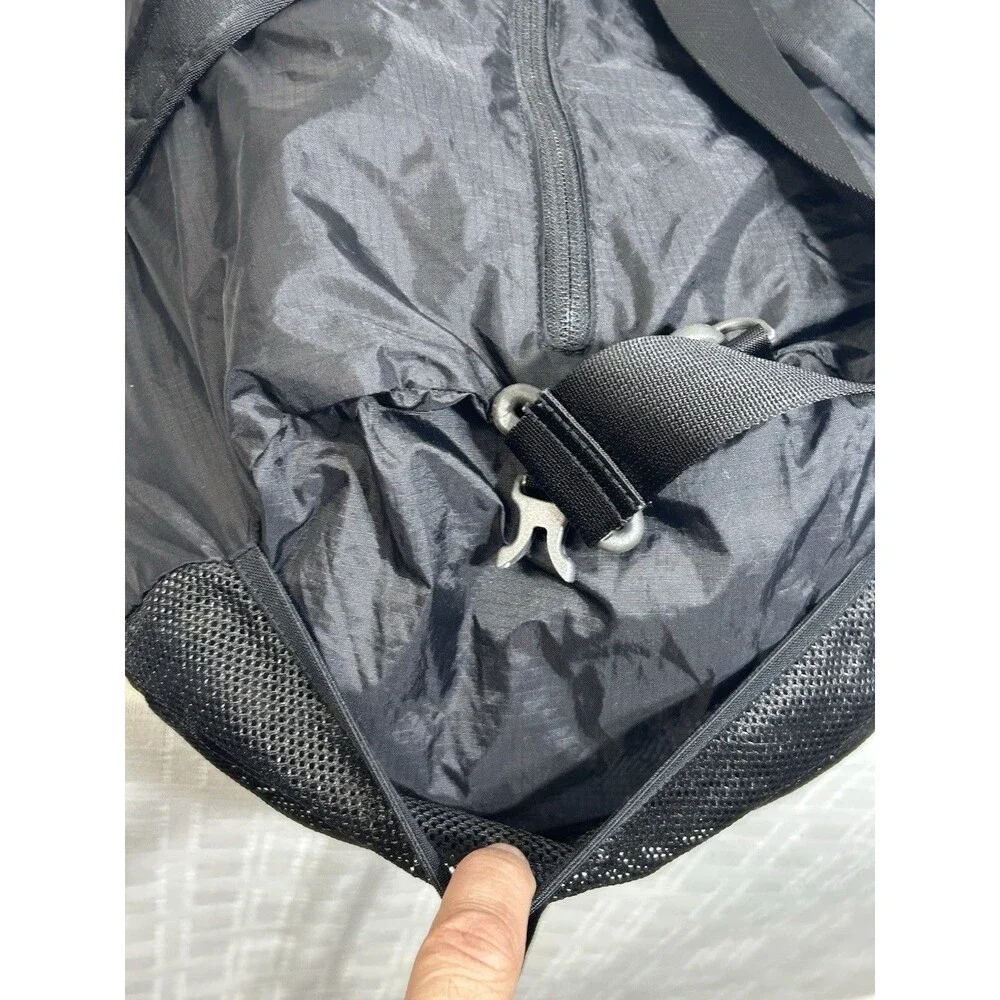 The North Face Large Black Flyweight Light Weight Duffel Bag Camping Hiking Camp